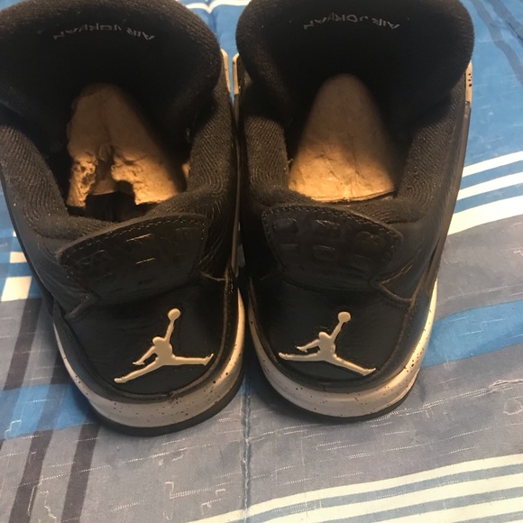 Jordan 4 Oreo - Picture 3 of 3